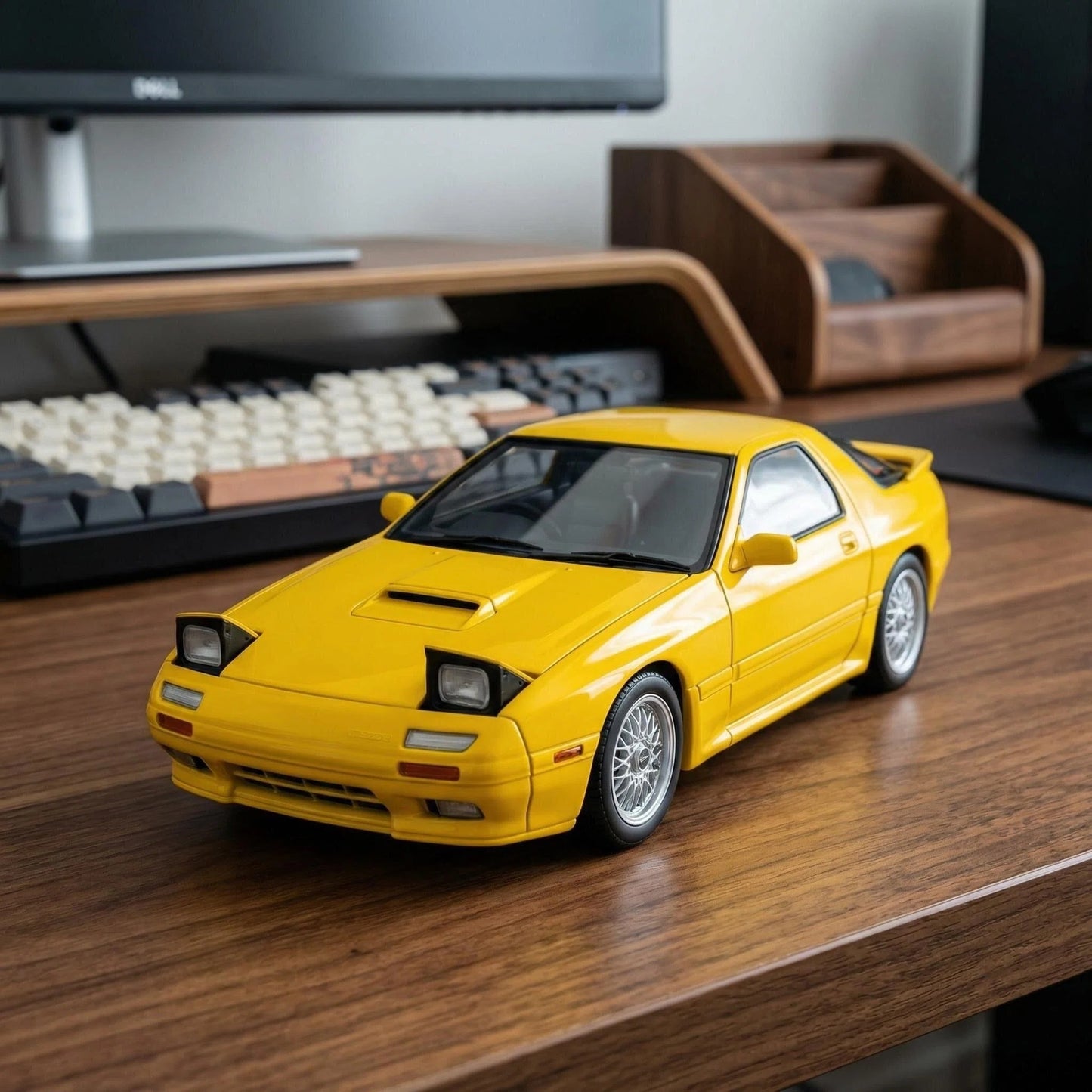 1:32 Mazda RX-7 FC3S „RedSuns“ Diecast-Modell